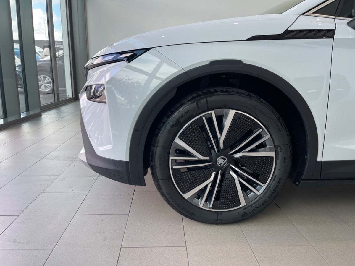 Skoda Elroq 85 iV Lodge Maxx