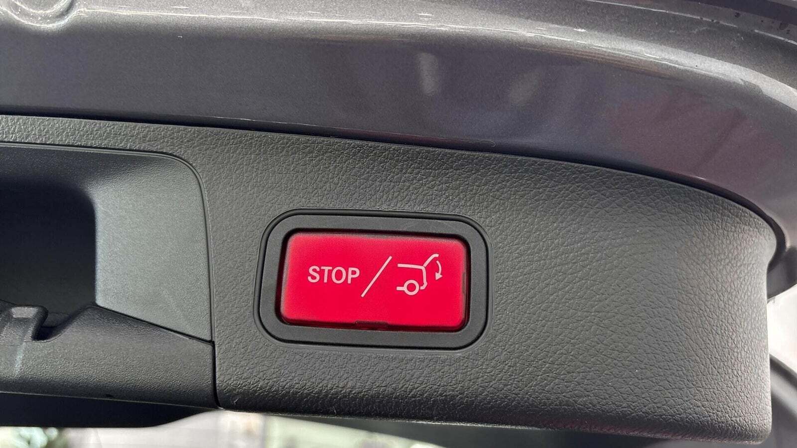 Grå Mercedes EQA250 fra 2021