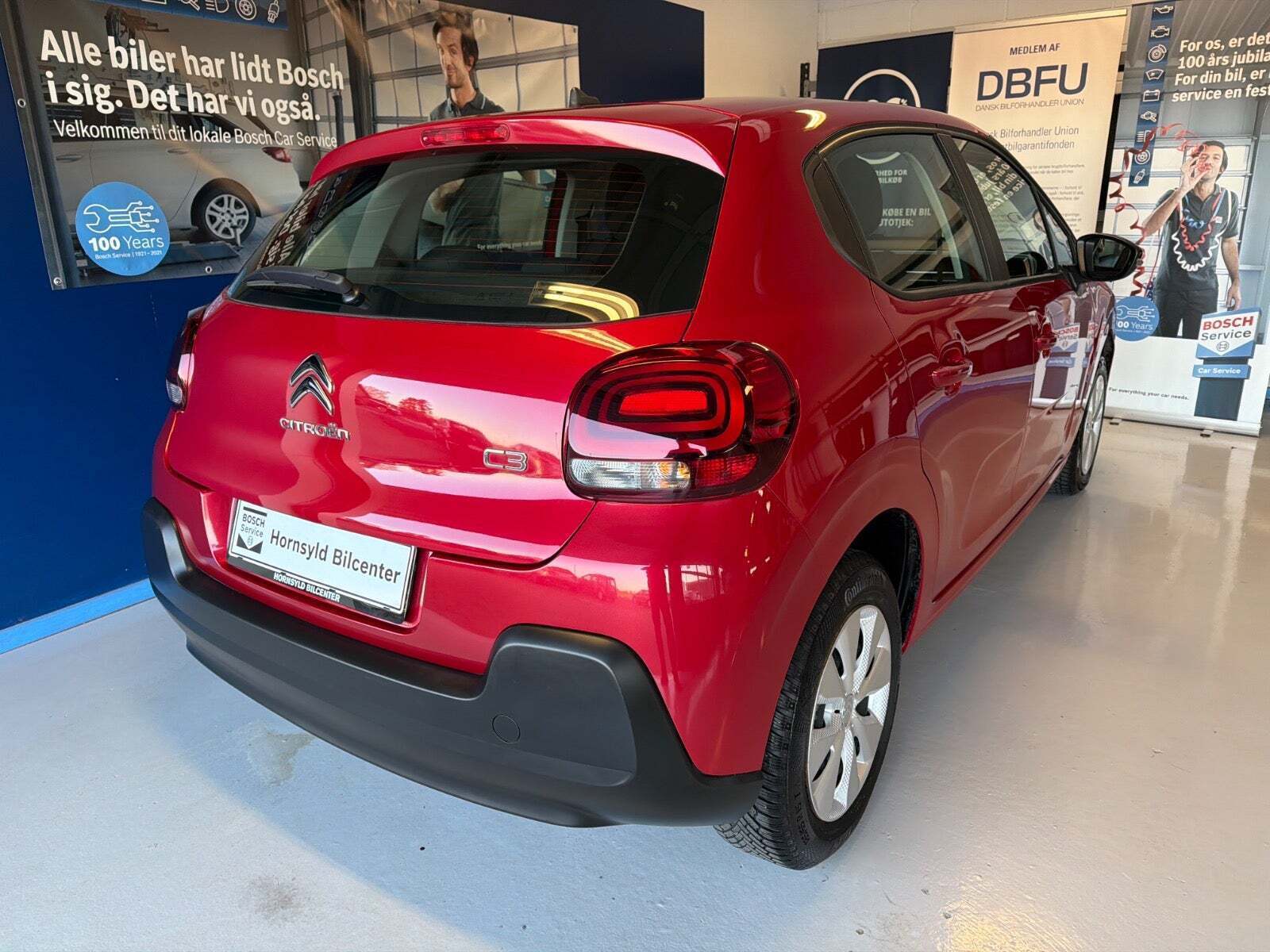 Rød Citroën C3 fra 2018