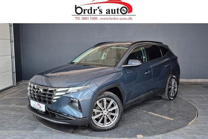 Blå Hyundai Tucson fra 2022 set udefra