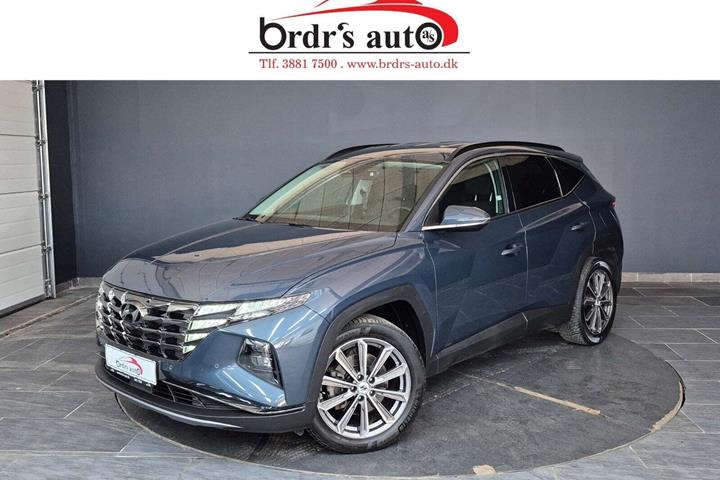 Blå Hyundai Tucson fra 2022 set udefra