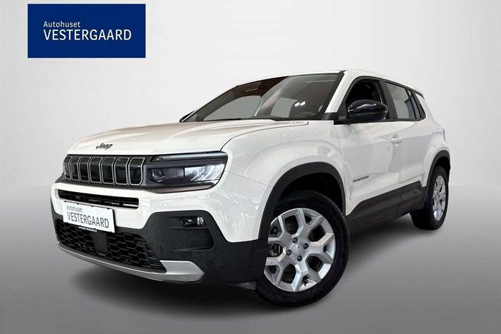 Hvid Jeep Avenger fra 2025 set udefra