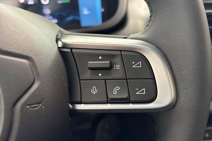 Hvid Jeep Avenger fra 2025