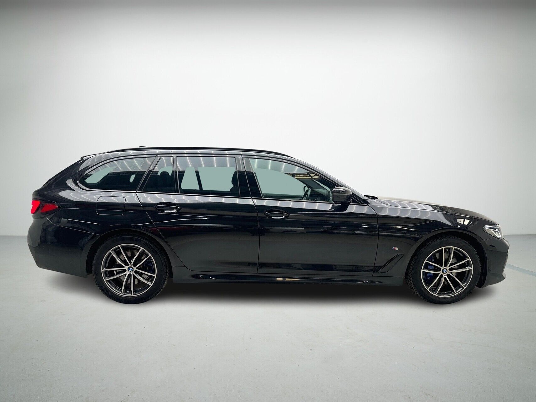 BMW 530e 2,0 Touring Plugin-hybrid M-Sport Steptronic 293HK Stc 8g Aut.