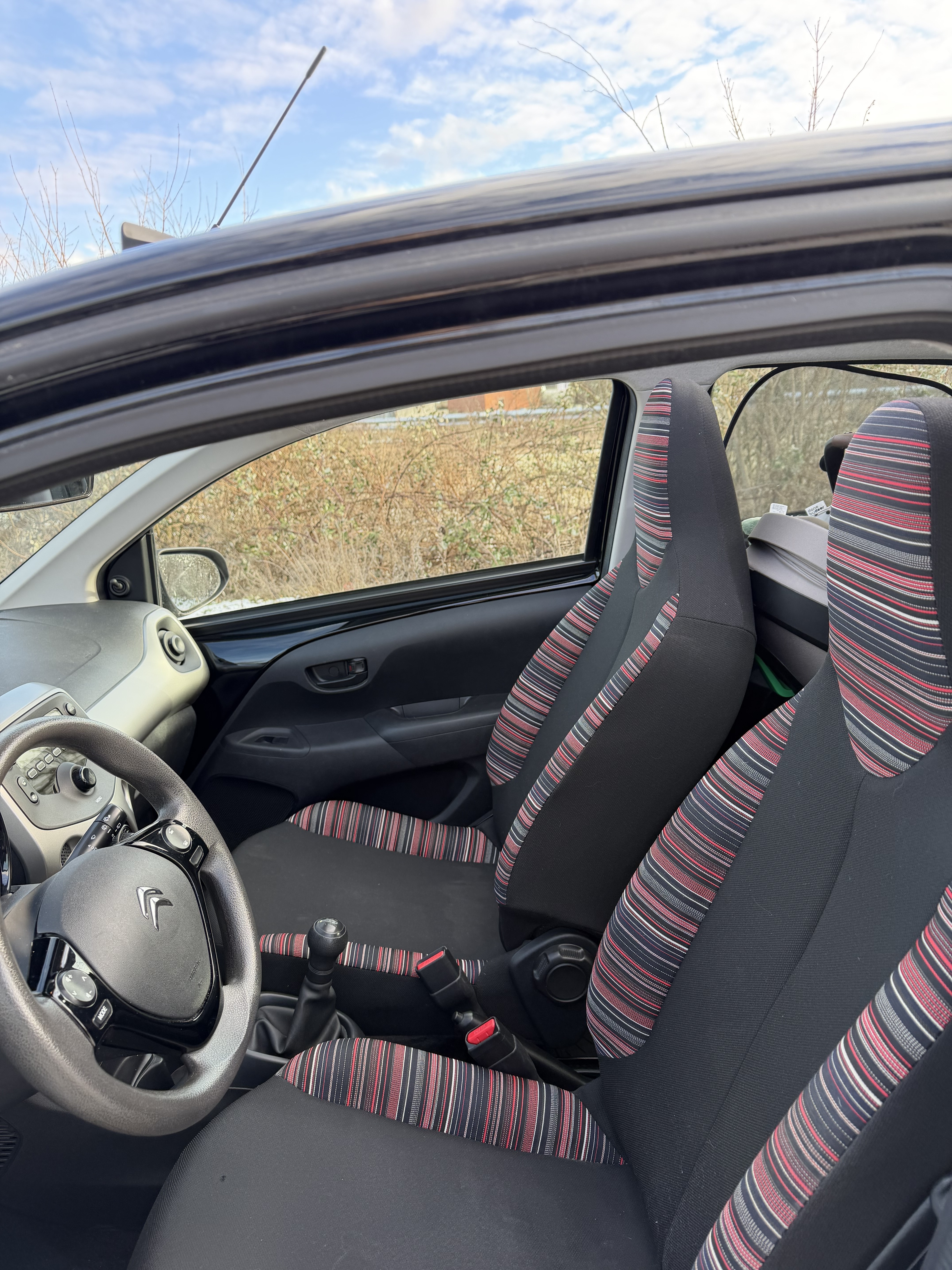 Sort Citroën C1 fra 2016