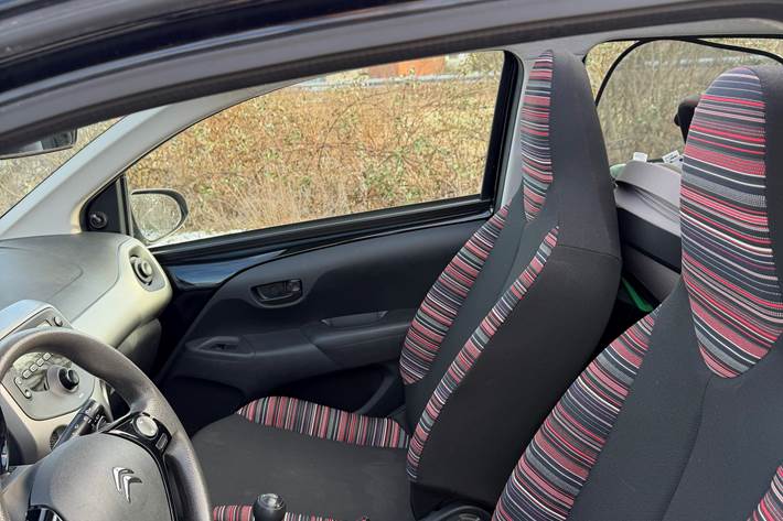 Sort Citroën C1 fra 2016