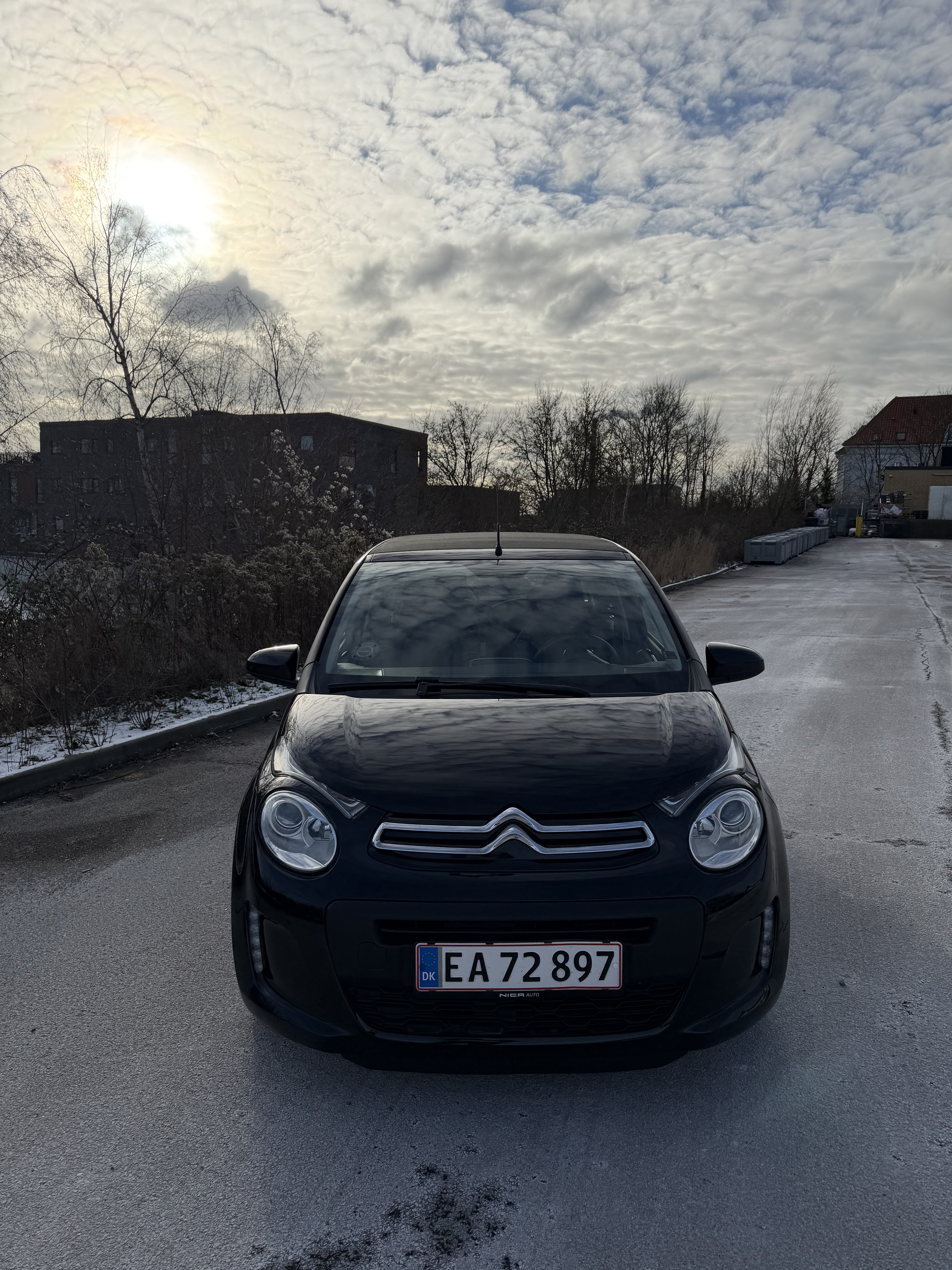 Sort Citroën C1 fra 2016