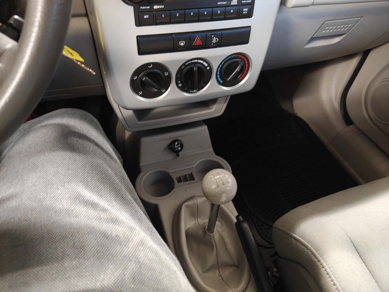 Gul Chrysler PT Cruiser fra 2007