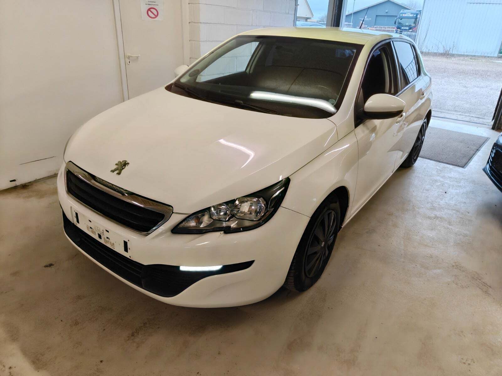 Peugeot 308 1,2 VTi 82 Active