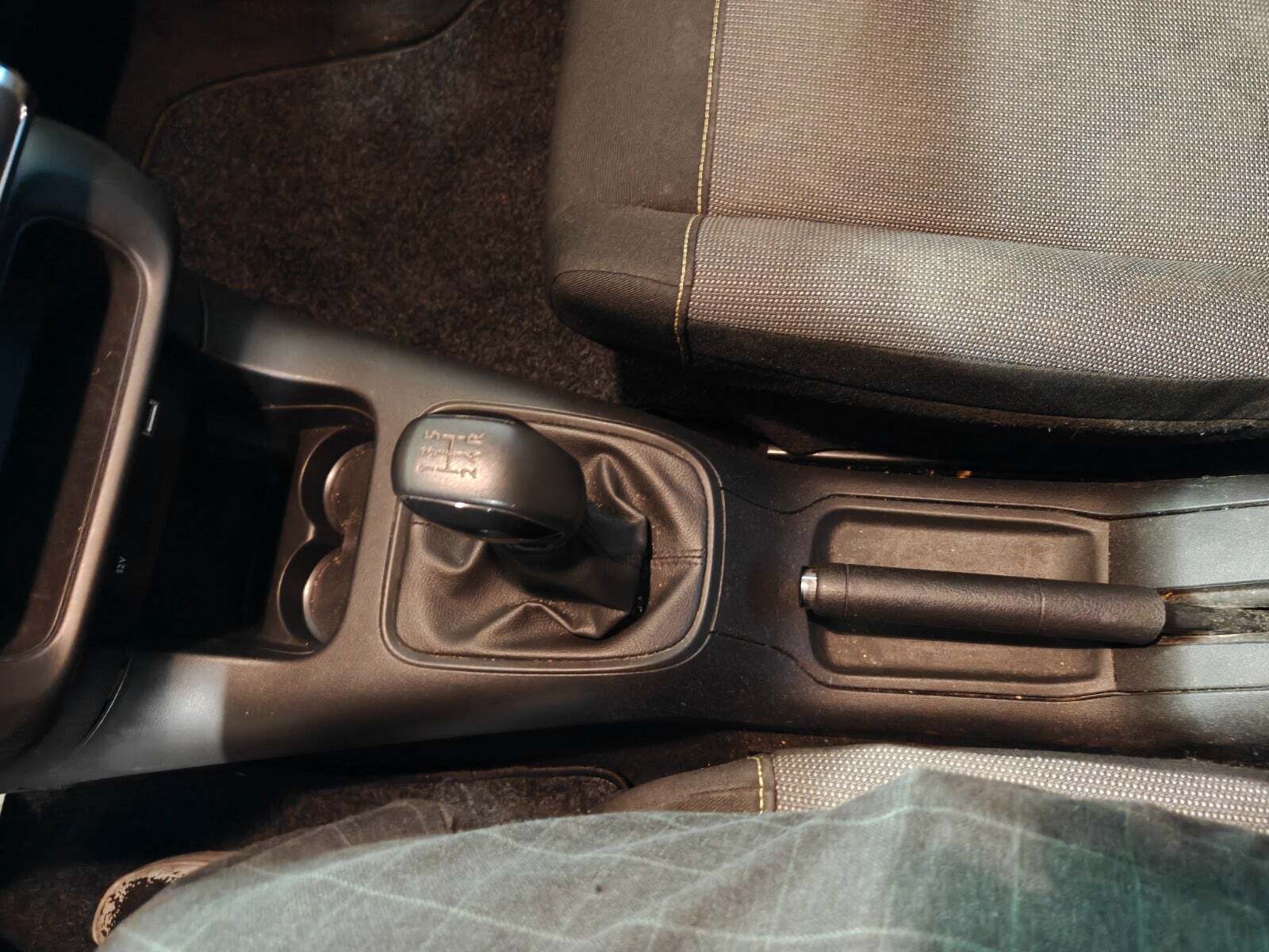 Gul Citroën C3 fra 2019