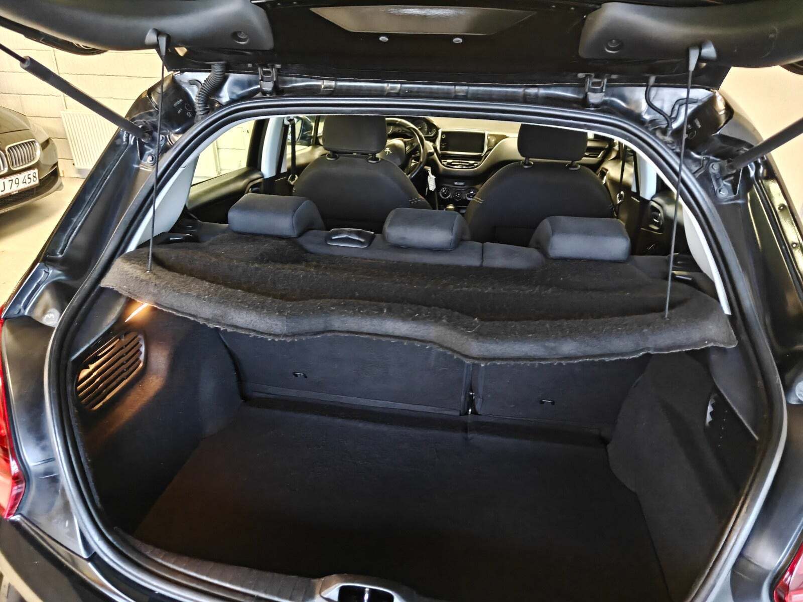 Peugeot 208 1,2 VTi 82 Active