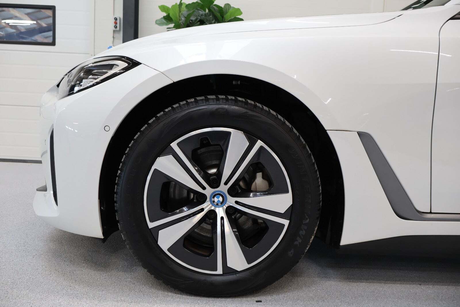 BMW i4 eDrive40
