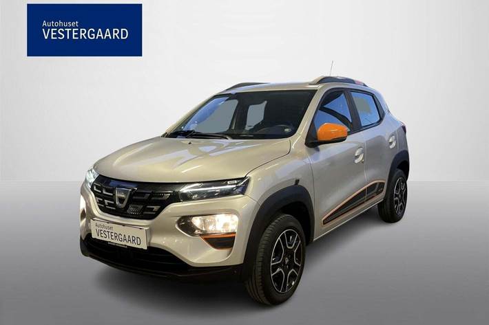 Sølv Dacia Spring fra 2021 set udefra