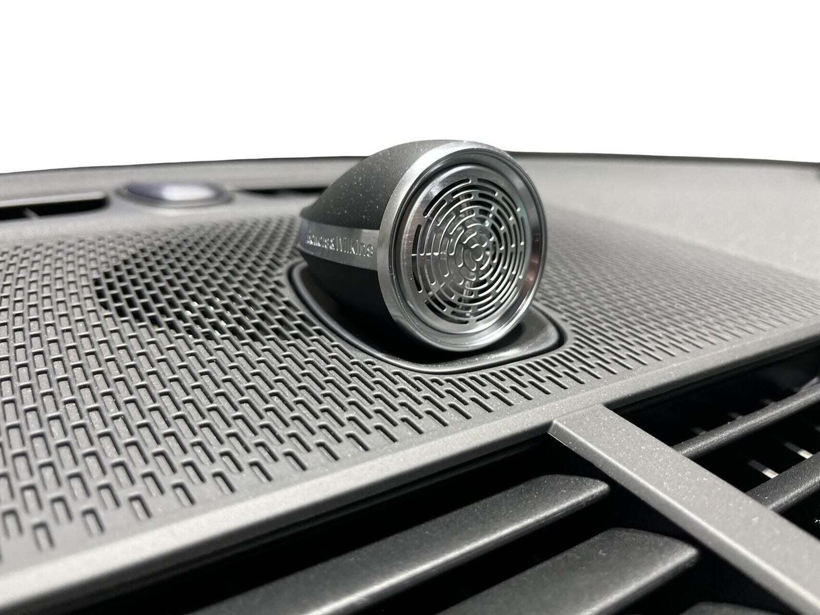 Sort Polestar 2 fra 2026