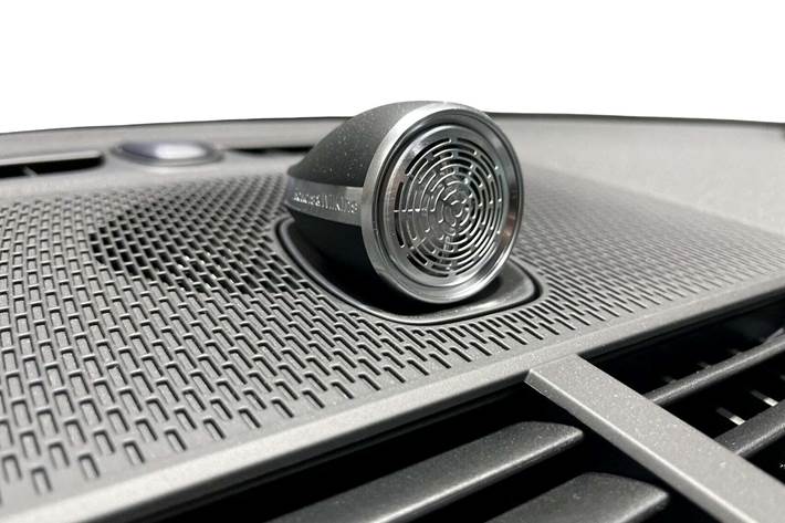 Sort Polestar 2 fra 2026