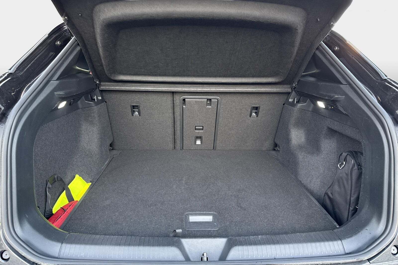 Grå VW ID.4 fra 2021