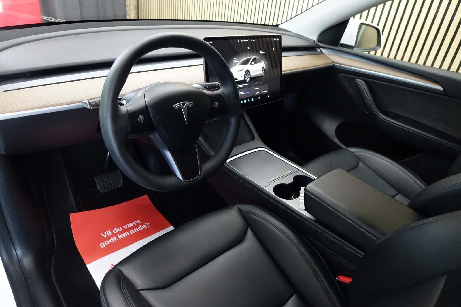 Tesla Model Y RWD