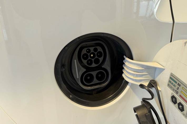 Hvid Skoda Citigo-e fra 2021