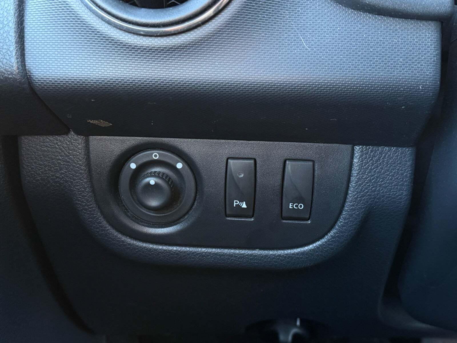 Grå Dacia Sandero Stepway fra 2017