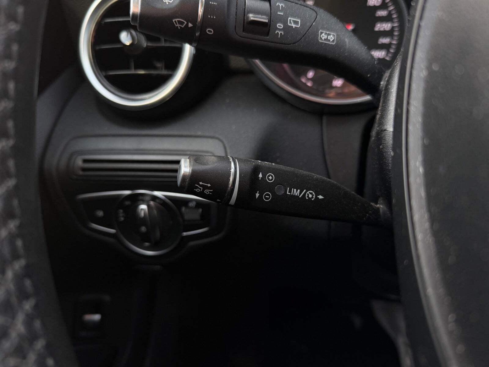 Sort Mercedes C220 d fra 2018