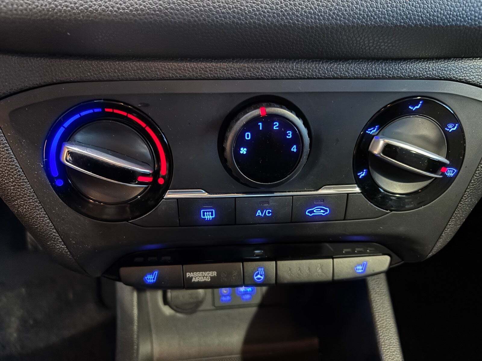 Hvid Hyundai i20 fra 2017