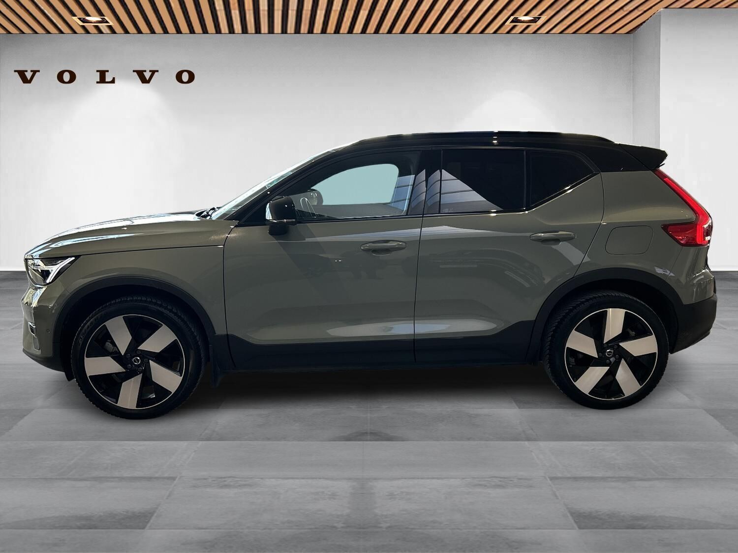 Volvo XC40 Recharge Extended Range Ultimate 252HK 5d Aut.