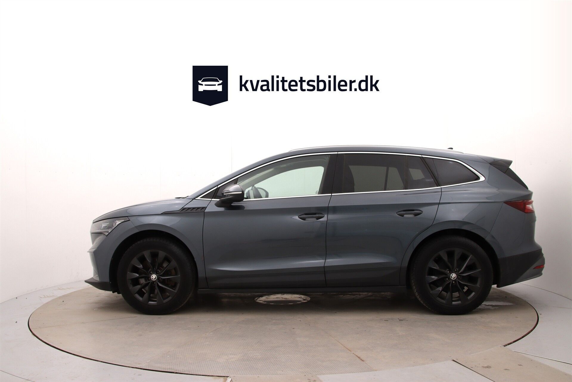 Skoda Enyaq 80 iV Design Selection Suite 204HK 5d Aut.