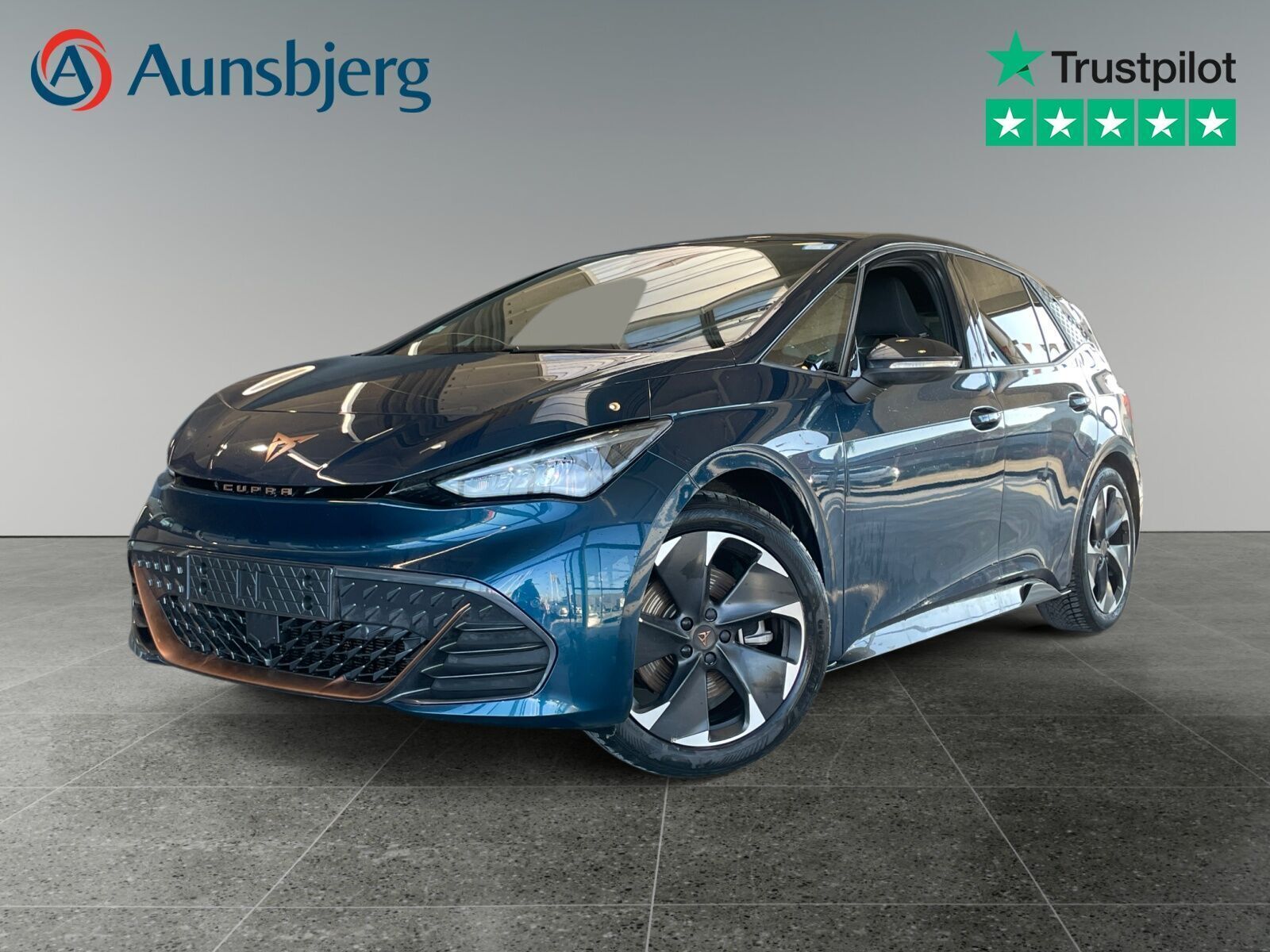 Blå Cupra Born fra 2023