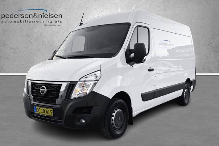 Hvid Nissan Interstar fra 2024