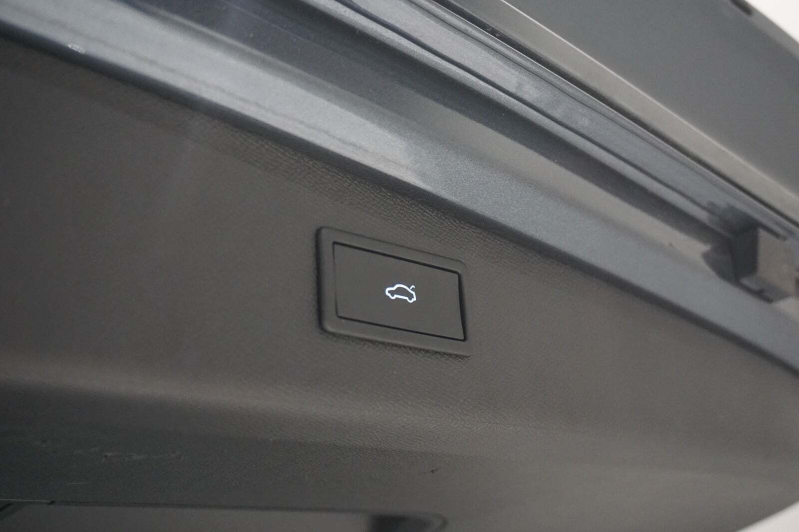 Grå Cupra Leon fra 2022