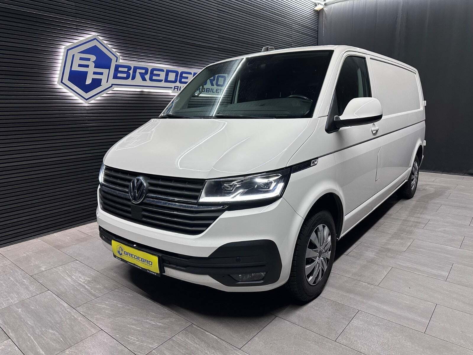 VW Transporter 2,0 TDi 150 Kassevogn DSG lang