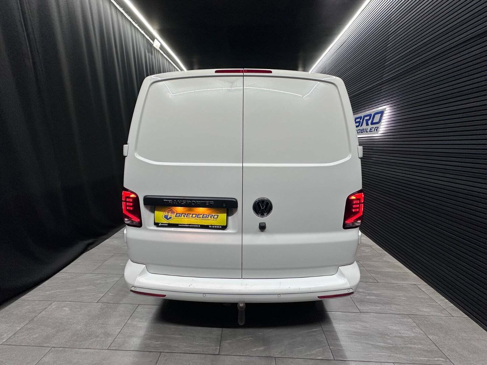 VW Transporter 2,0 TDi 150 Kassevogn DSG lang