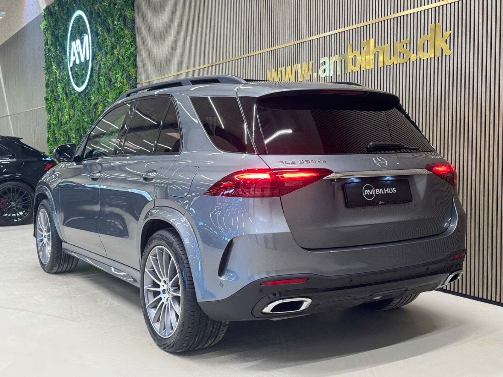 Grå Mercedes GLE350 de fra 2025