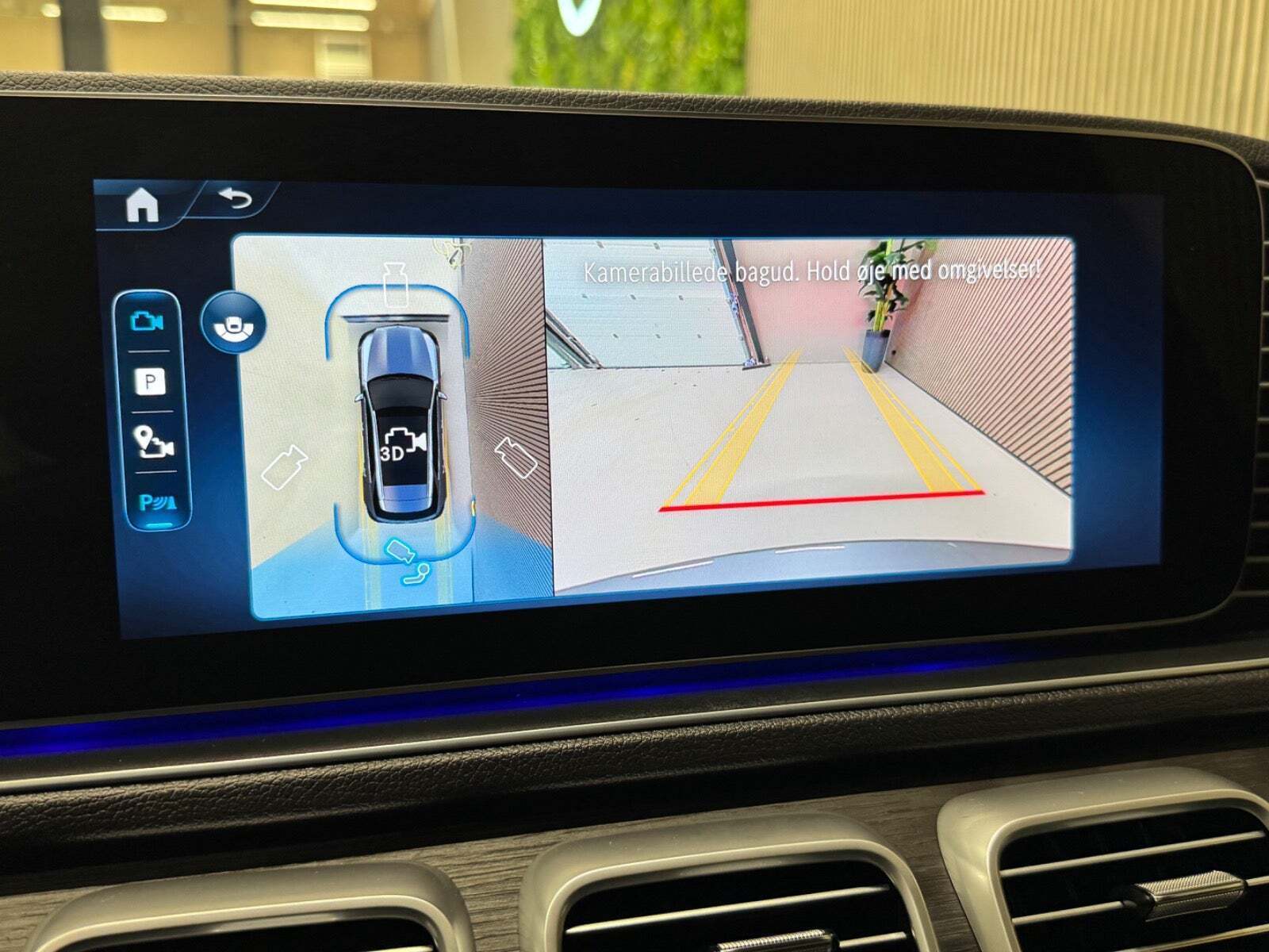 Grå Mercedes GLE350 de fra 2025