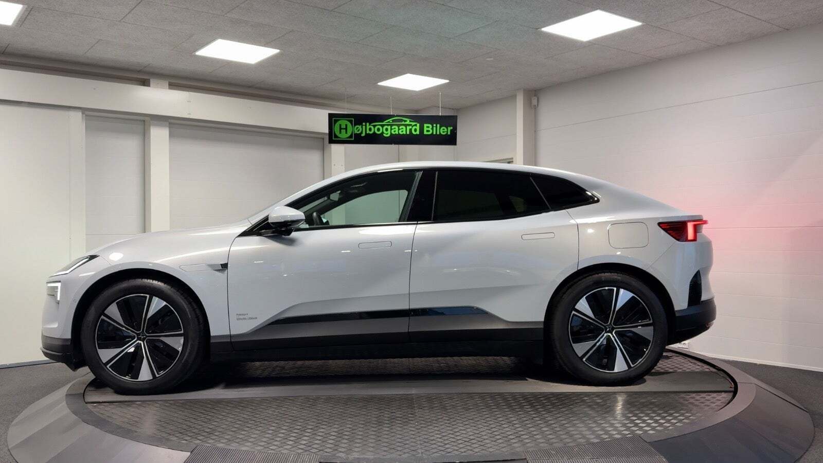 Polestar 4 Long Range