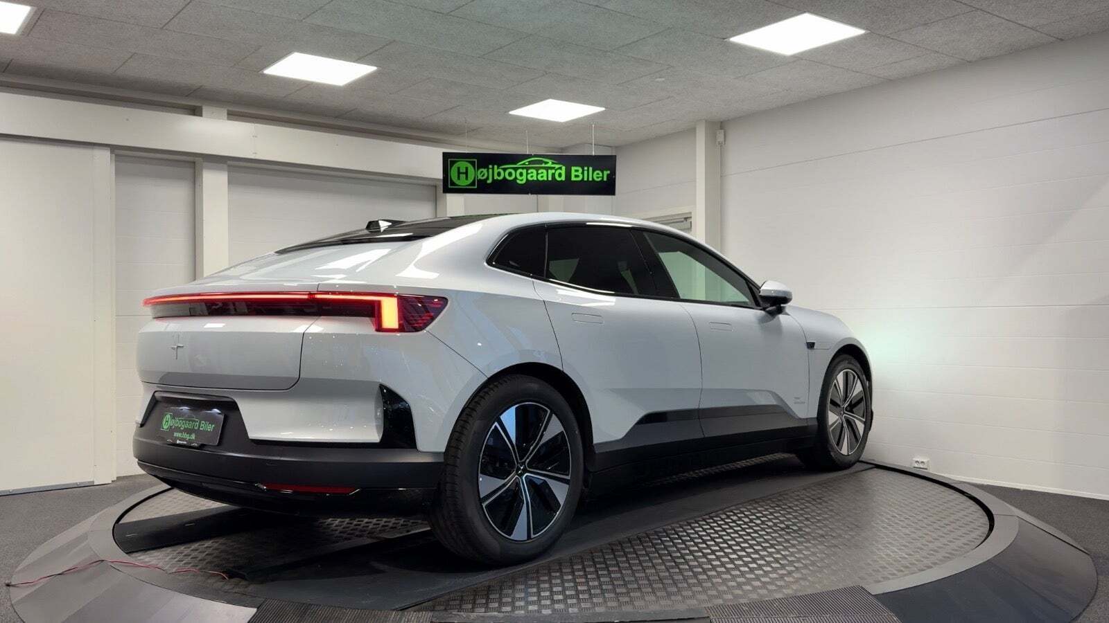 Polestar 4 Long Range