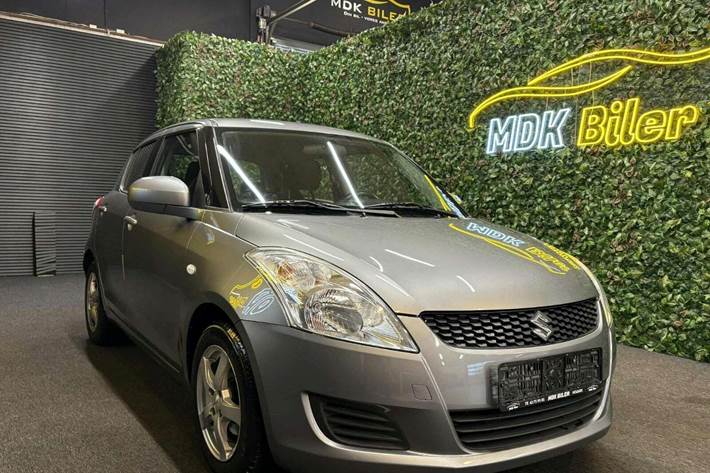undefined Suzuki Swift fra 2010 set udefra