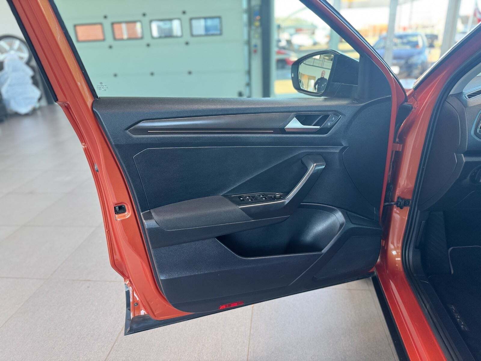Sort VW T-Roc fra 2019