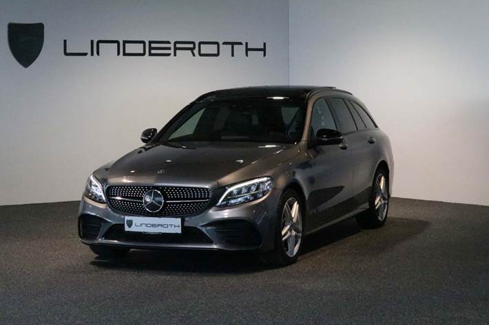 Grå Mercedes C220 d fra 2020 set udefra