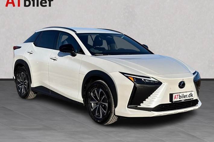 Hvid Lexus RZ fra 2025