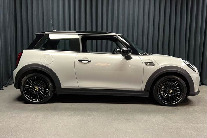 Hvid Mini Cooper fra 2022