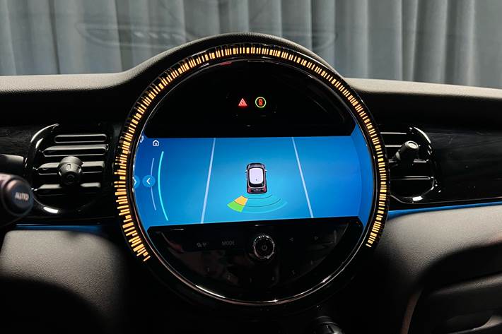 Hvid Mini Cooper fra 2022