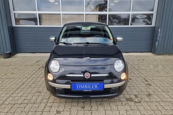 Sort Fiat 500 fra 2013