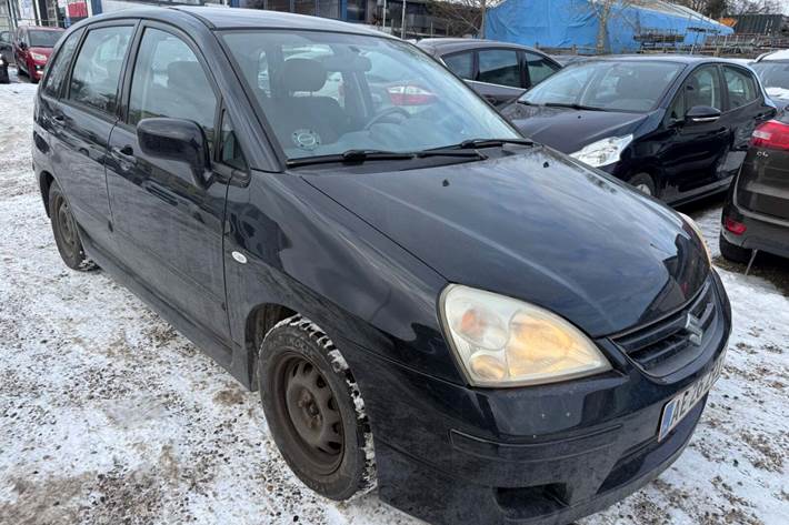 Sort Suzuki Liana fra 2006