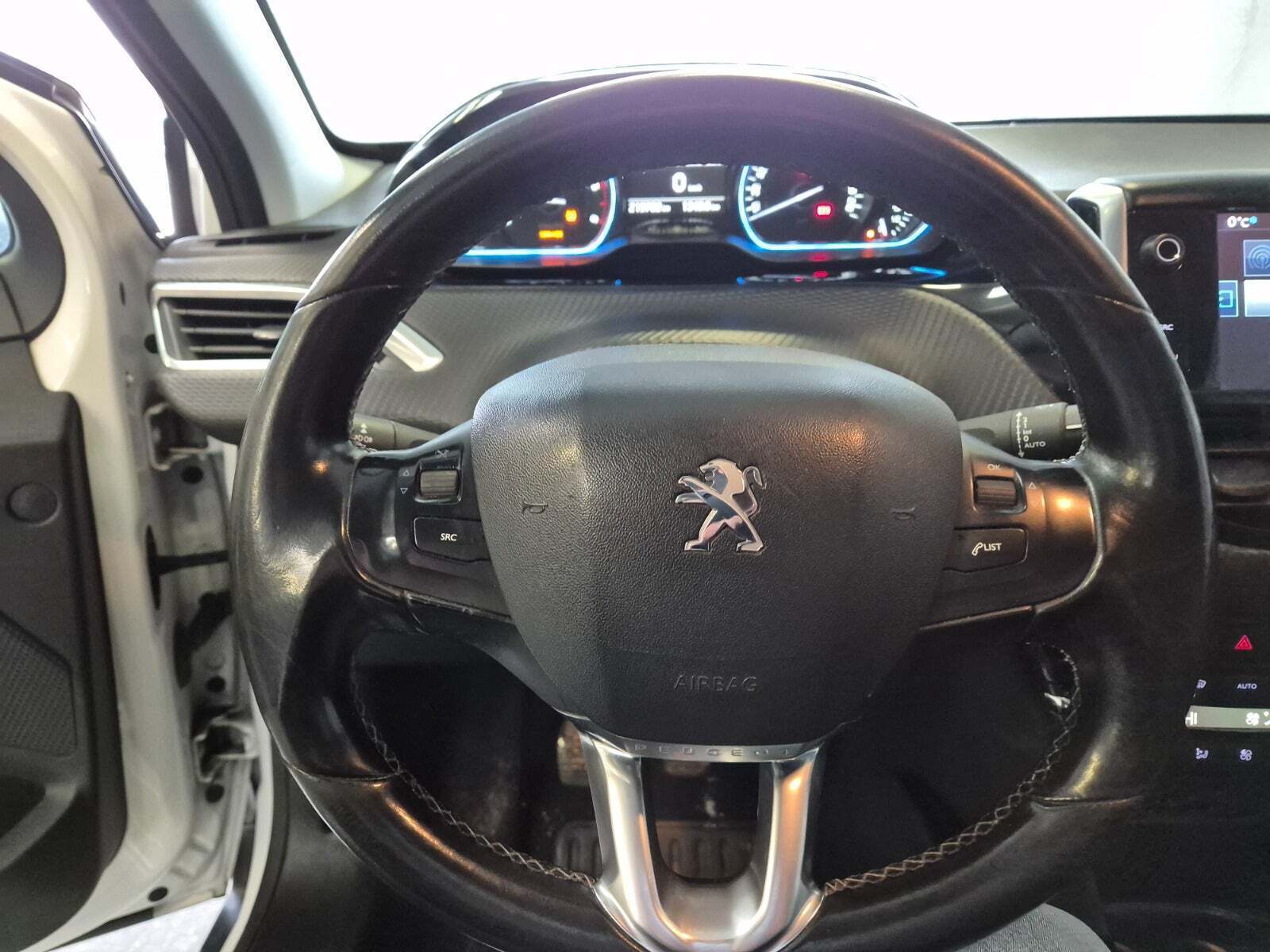 Peugeot 2008 1,6 BlueHDi 100 Active