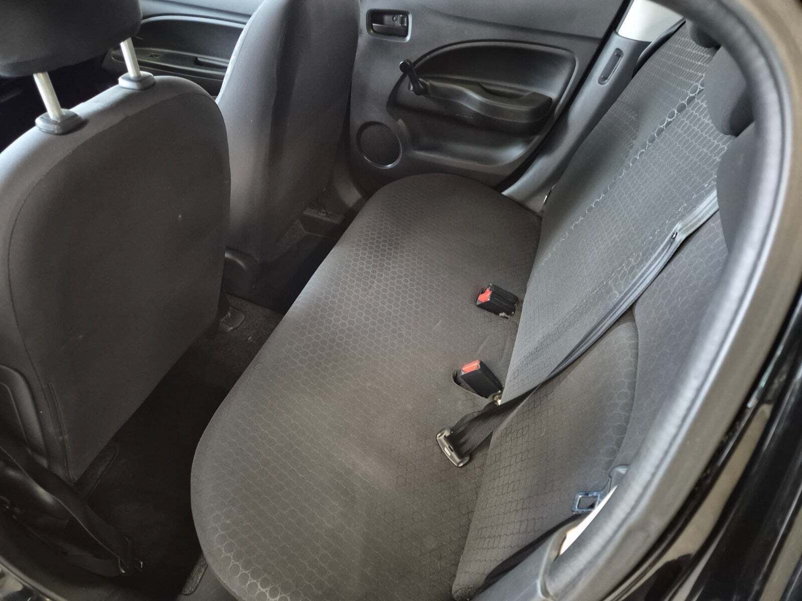 undefined Mitsubishi Space Star fra 2015