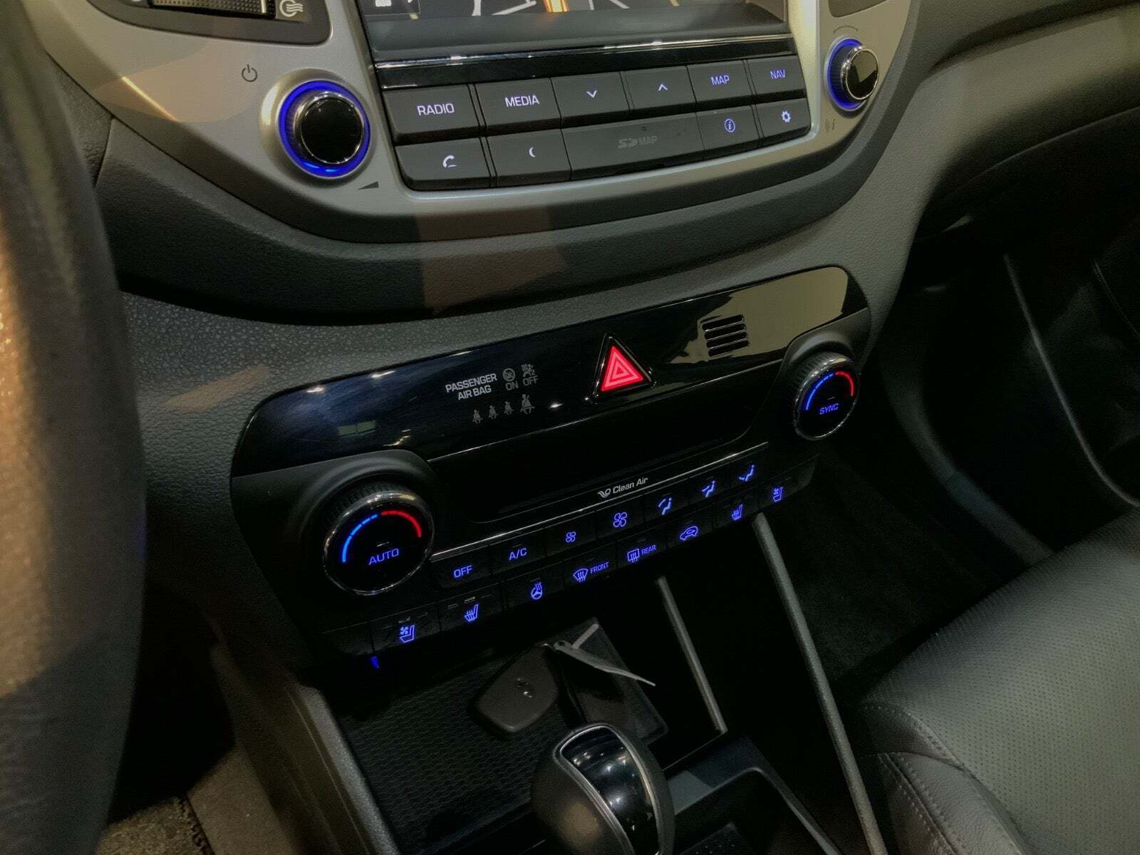 Grå Hyundai Tucson fra 2017