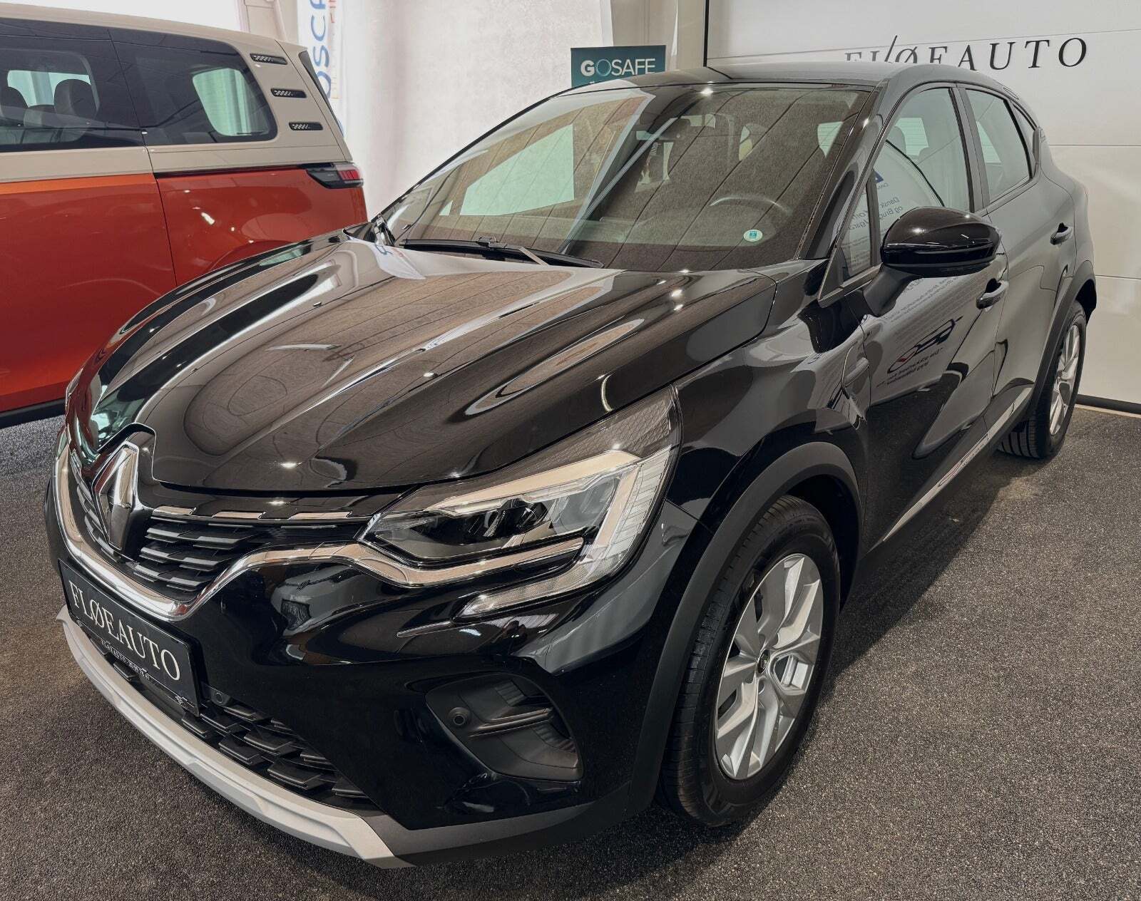 Sort Renault Captur fra 2020