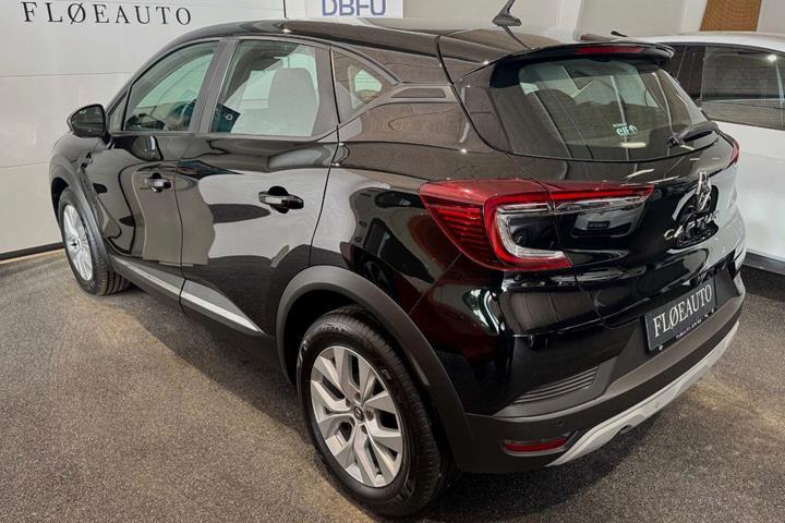 Sort Renault Captur fra 2020