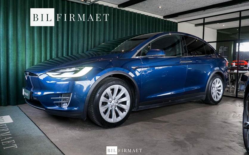 Tesla Model X 75D